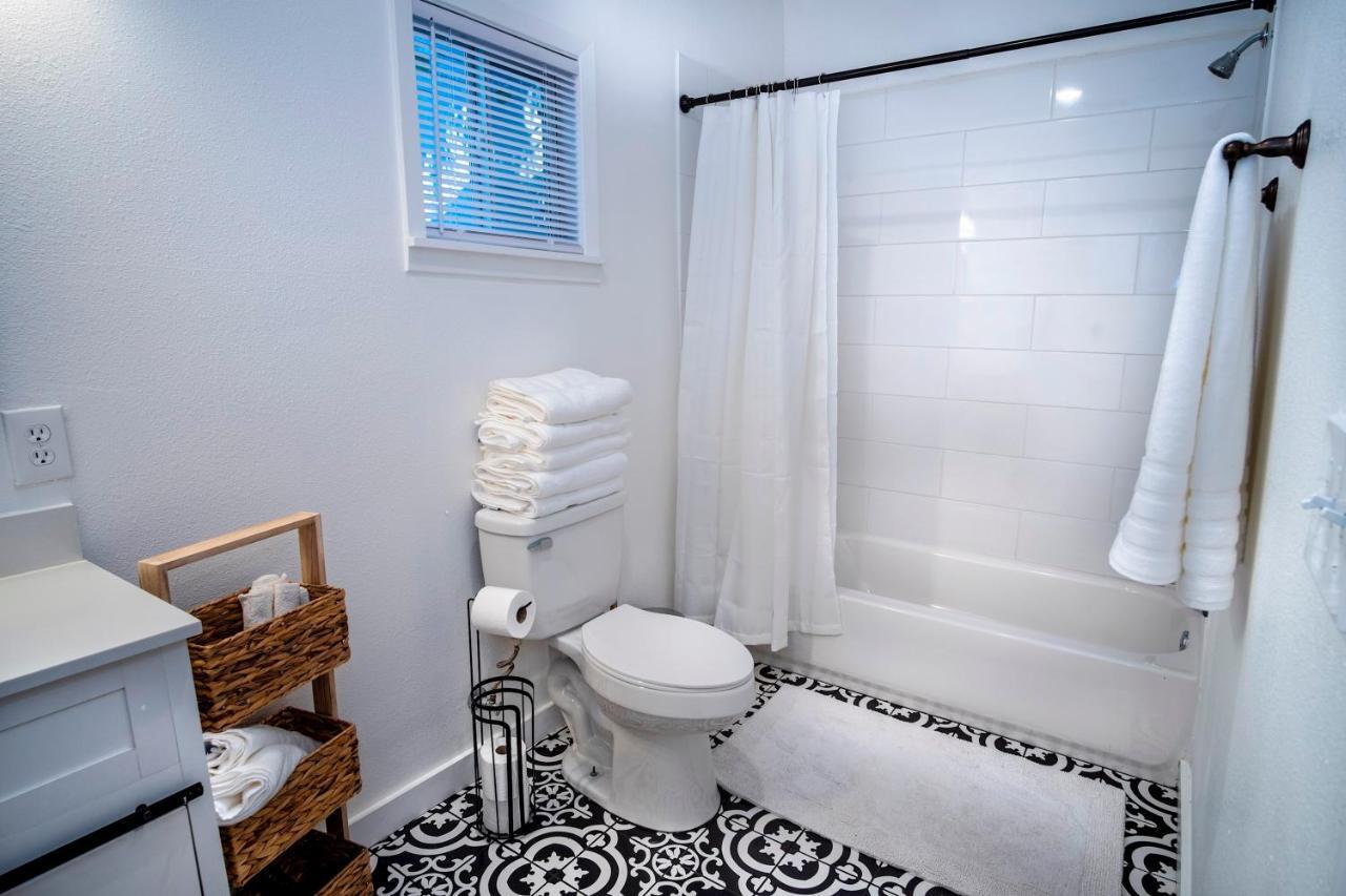 Downtown View Cozy 2Br1Ba Home Sleeps 8 Σαν Αντόνιο Εξωτερικό φωτογραφία