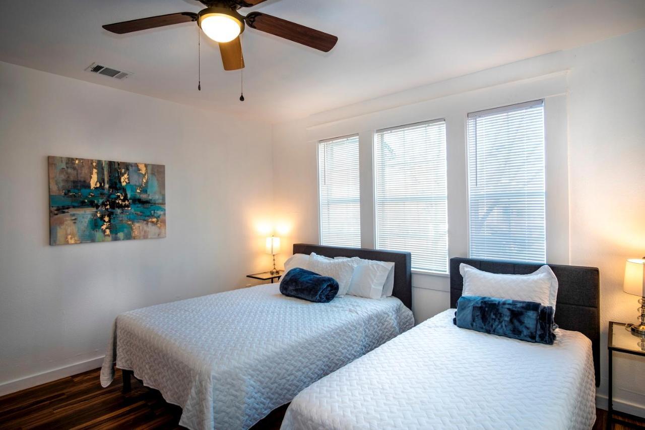 Downtown View Cozy 2Br1Ba Home Sleeps 8 Σαν Αντόνιο Εξωτερικό φωτογραφία