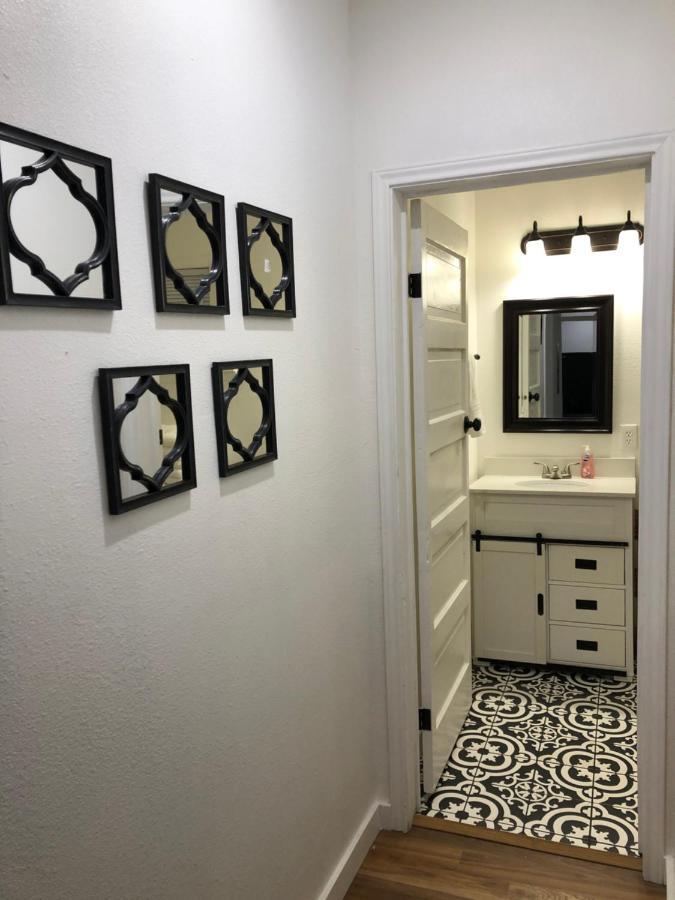 Downtown View Cozy 2Br1Ba Home Sleeps 8 Σαν Αντόνιο Εξωτερικό φωτογραφία
